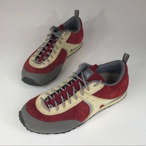 North Face Women’s A5 Shoe Size 9.5 Vibram Retro